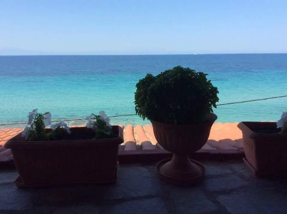 Beautiful Home, By The Sea,Comfortable-Siviri Chalkidiki 0*, Siviri Greece